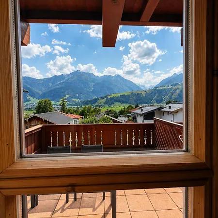 Select 8 Kaprun Fuerth By Jara