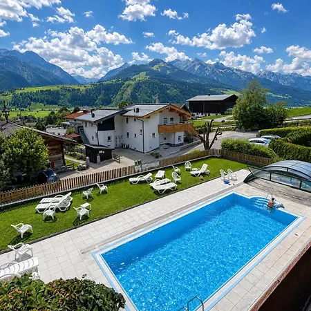 Select 8 Kaprun Fuerth By Jara